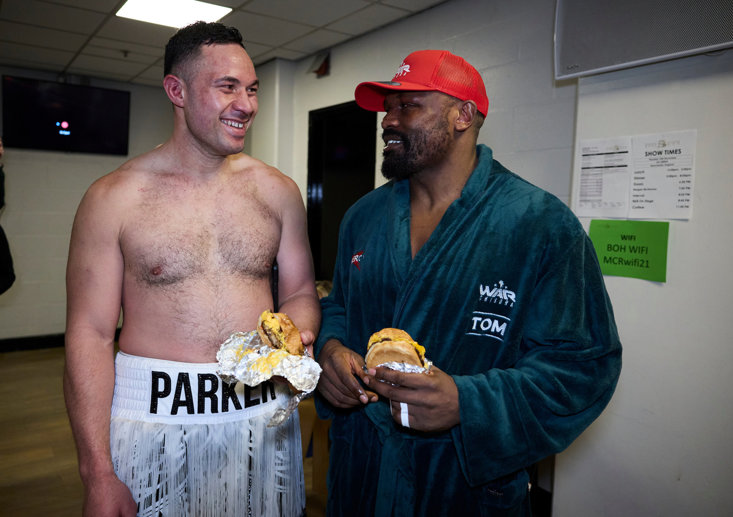the spoils of war: chisora chows down with parker after their classic battle (Mark Robinson Photography/Matchroom)