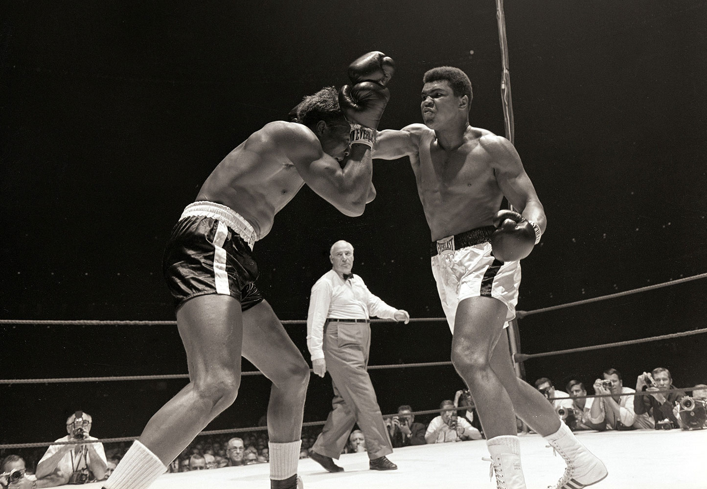 On This Day: Muhammad Ali Invents The Ali Shuffle To Take Down Cleveland  Williams | TheSportsman.com