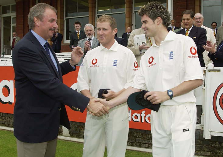 ANDERSON RECEIVES HIS TEST CAP FROM DAVID GRAVENEY IN 2003