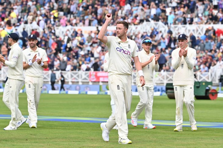 Robinson acknowledges the crowd after taking five wickets