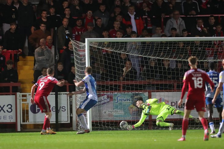 ACCRINGTON STANLEY SHOULD MAKE THE MOST OF HOME ADVANTAGE THIS WEEKEND