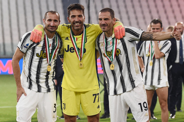 Bonucci and Chiellini, alongside Gianluigi Buffon, celebrate Juve's 2020 Serie A title win