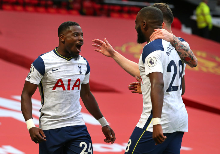 Serge Aurier Celebrates Scoring Spurs' fifth goal against Manchester United on Sunday (Getty Images)