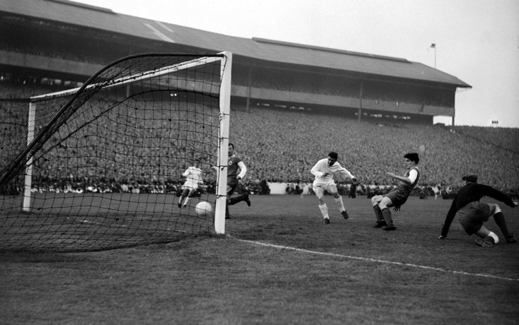 Puskas Scores For Real Madrid