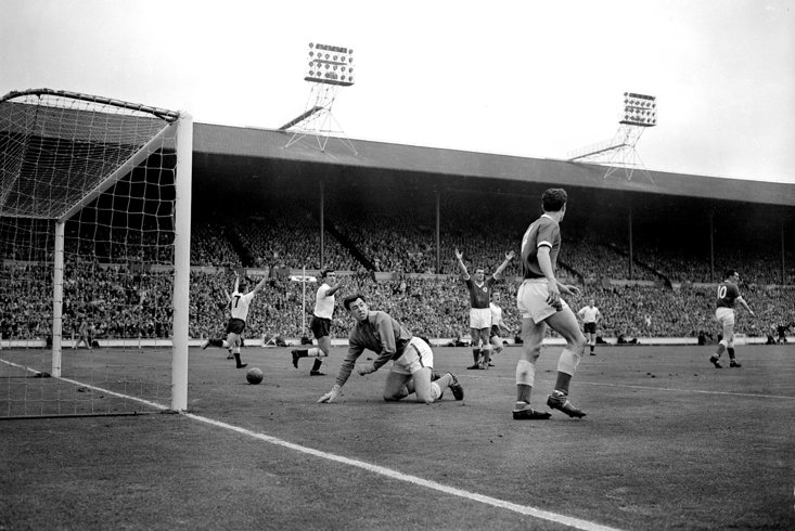 LEICESTER LOST THE FA CUP FINAL IN 1961 AGAINST TOTTENHAM