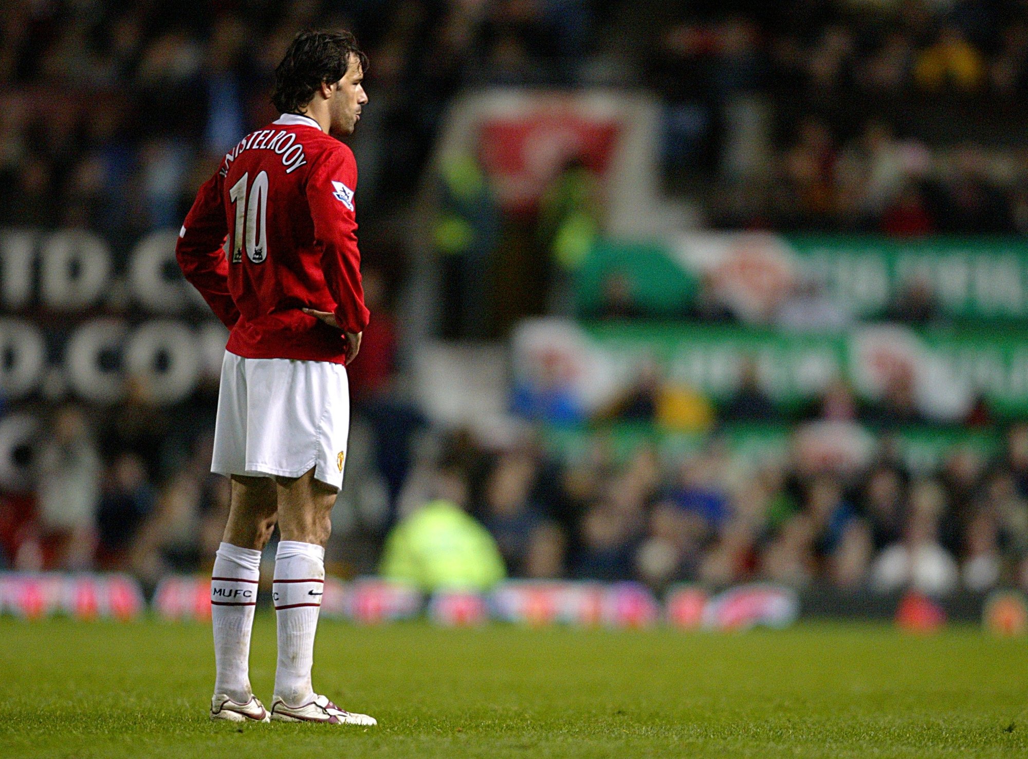 Goalkeepers couldn't get near Ruud Van Nistelrooy: Wayne Rooney - Articles