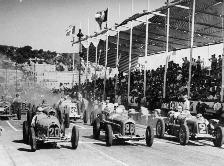 Dreyfus (20) lines up for the Nice Grand Prix in 1934