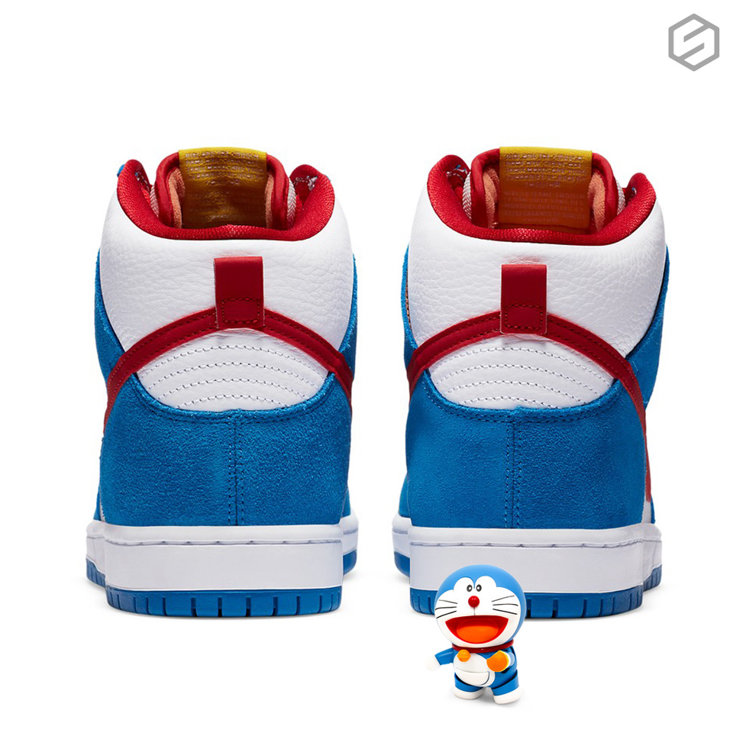 SM Insta Nike Doraemon 03jpeg