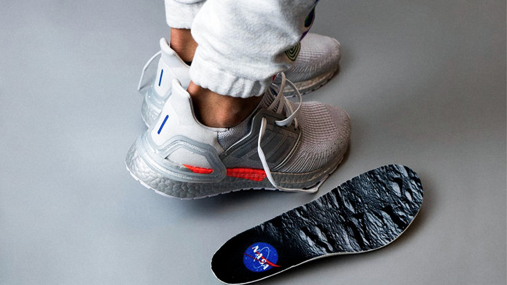 SM Adidas NASA 001jpg