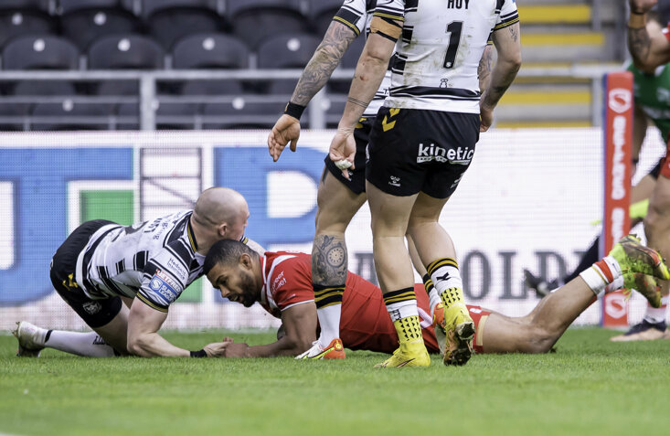 SALFORD WERE RAMPANT WHEN THE TWO TEAMS LAST FACED OFF